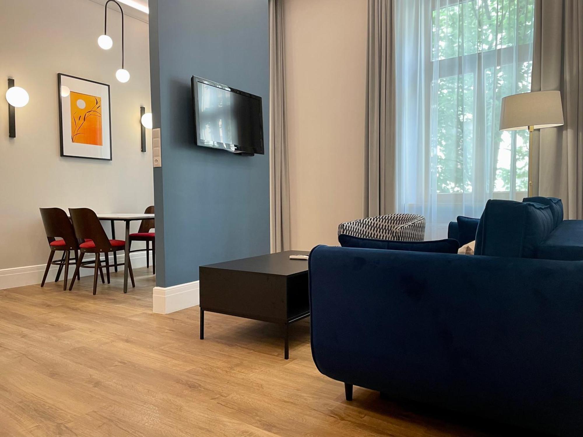 Golden Queen Apartments City Center Krakow Bagian luar foto