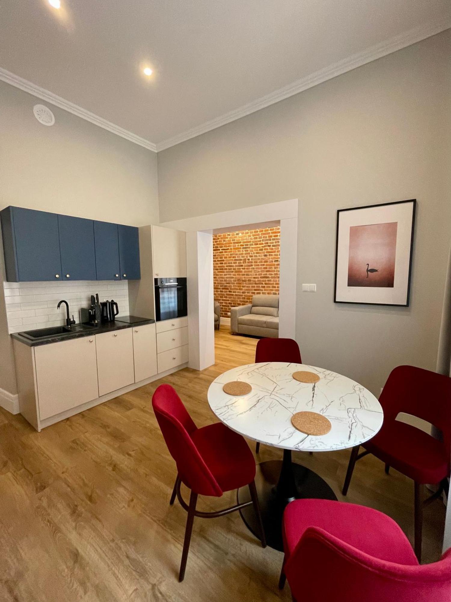 Golden Queen Apartments City Center Krakow Bagian luar foto